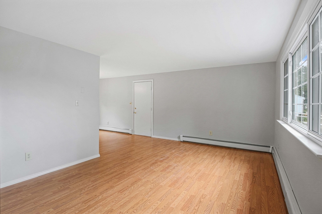 47 Hapgood Road Worcester, MA 01609 - Photo 10 of 35 Gallery Image 10