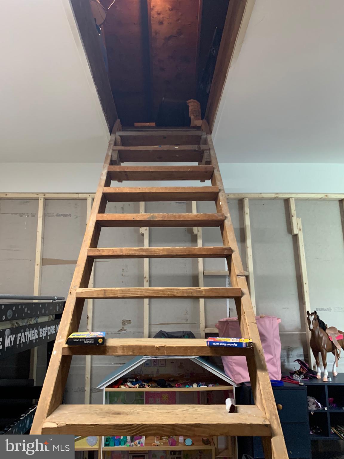 15 Humpton Road Coatesville, PA 19320 - Photo 22 of 34 Loft above garage