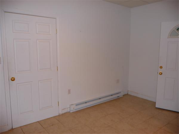 9 A Ansonia Road, Unit 1 Worcester, MA 01605 - Photo 18 of 30 Gallery Image 18