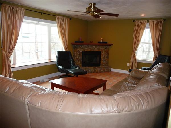 9 A Ansonia Road, Unit 1 Worcester, MA 01605 - Photo 2 of 30 Gallery Image 2