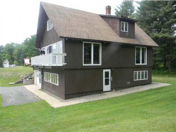 105 Robinson Road Hudson, NH 03051 - Photo 1 of 1 Gallery Image 1