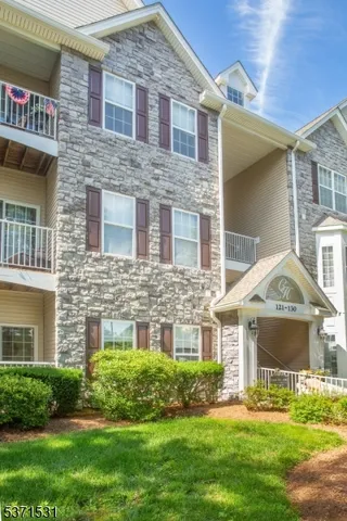 $445,000 | 130 Barrister Drive, Unit 130, Butler, NJ 07405