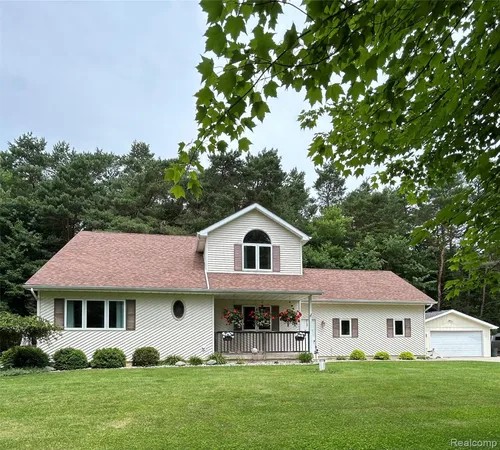 $289,900 | 1334 Weeden Road, Caro, MI 48723