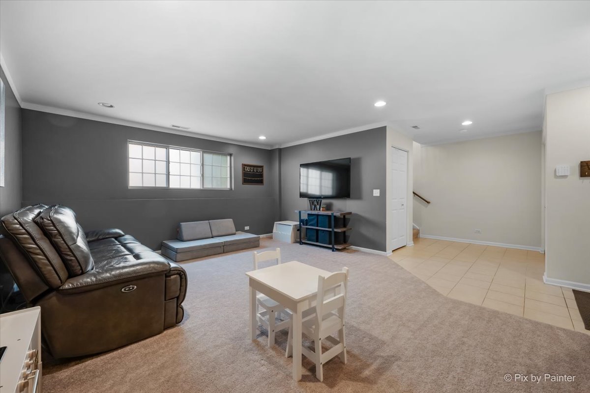 272 Bennett Drive Carol Stream, IL 60188 - Photo 33 of 46