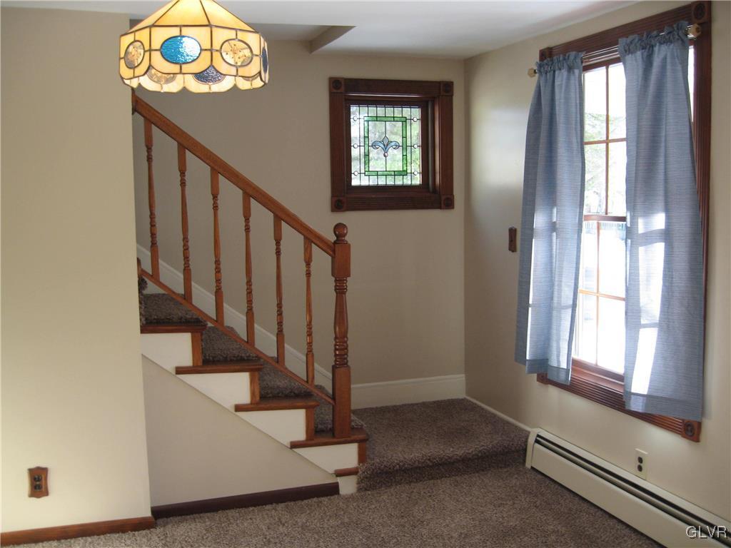 2009 Springtown Hill Road Hellertown, PA 18055 - Photo 16 of 39