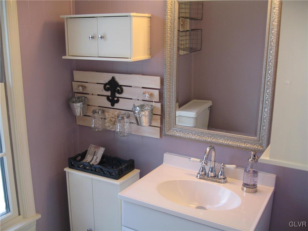 2009 Springtown Hill Road Hellertown, PA 18055 - Photo 23 of 39