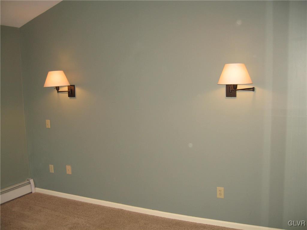 2009 Springtown Hill Road Hellertown, PA 18055 - Photo 26 of 39