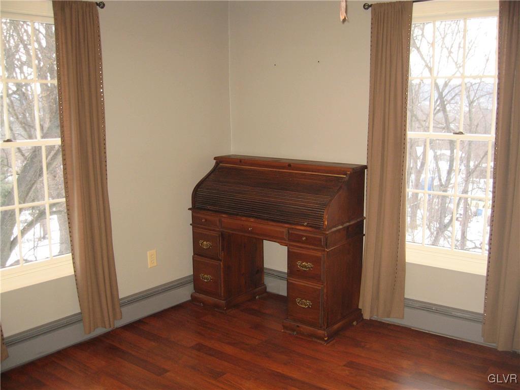 2009 Springtown Hill Road Hellertown, PA 18055 - Photo 29 of 39