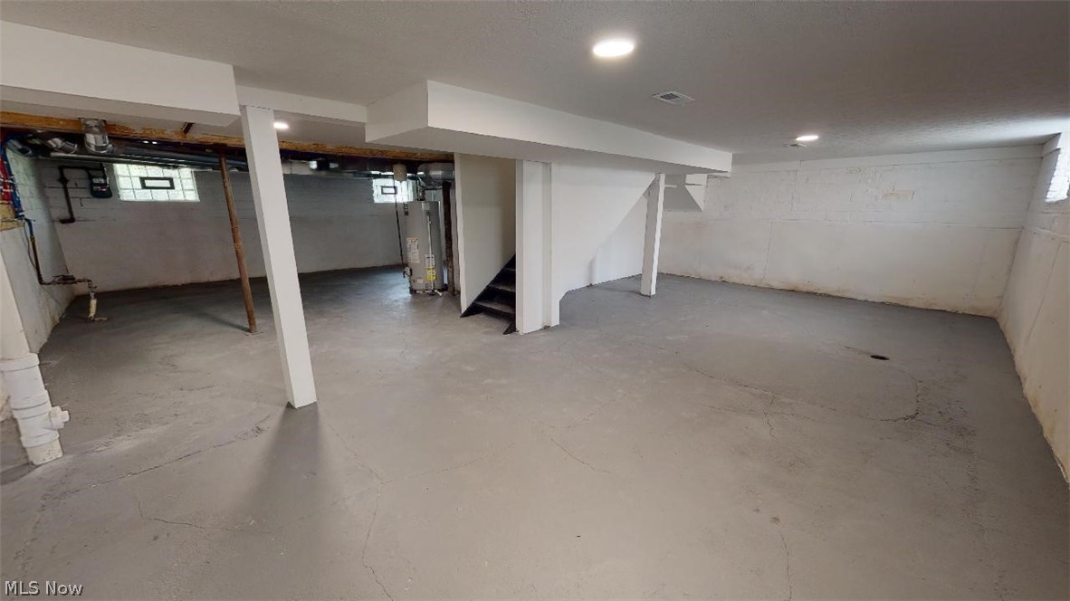 2182 Middlefield Road Cleveland Heights, OH 44106 - Photo 28 of 32 Gallery Image 28