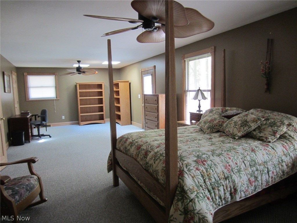 1075 North Quarry Road Amherst, OH 44001 - Photo 4 of 31 32 x 13 Master bedroom w/office or sitting area.