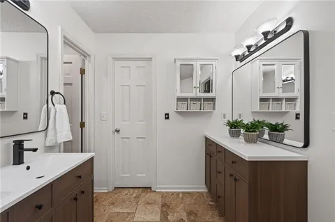$410,000 | 5316 59th Terrace, Kansas City, MO 64151