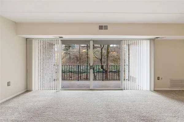 $187,500 | 2160 Greentree Road, Unit 405W, Pittsburgh, PA 15220