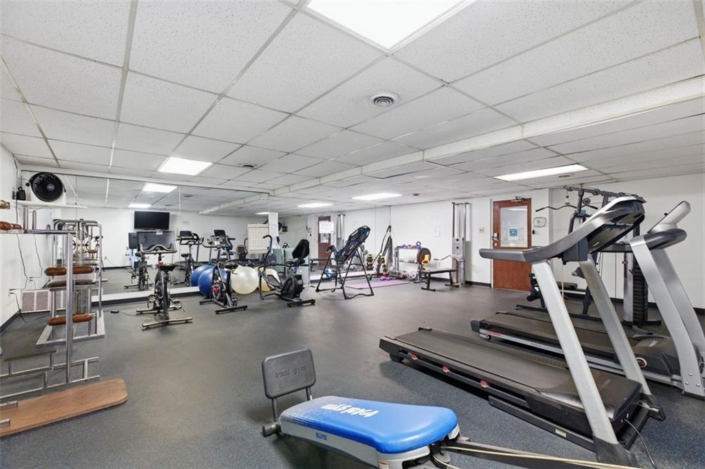 2160 Greentree Road, Unit 405W Pittsburgh, PA 15220 - Photo 30 of 32 a view of a room with gym equipment