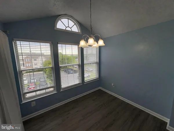$299,000 | 5600 Avonshire Place, Unit J, Frederick, MD 21703