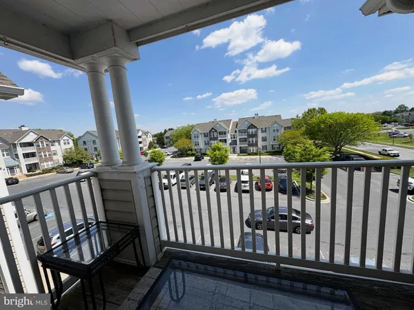 $299,000 | 5600 Avonshire Place, Unit J, Frederick, MD 21703