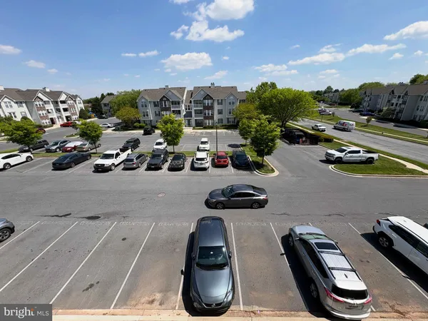$299,000 | 5600 Avonshire Place, Unit J, Frederick, MD 21703