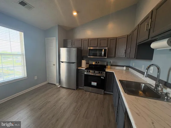$299,000 | 5600 Avonshire Place, Unit J, Frederick, MD 21703