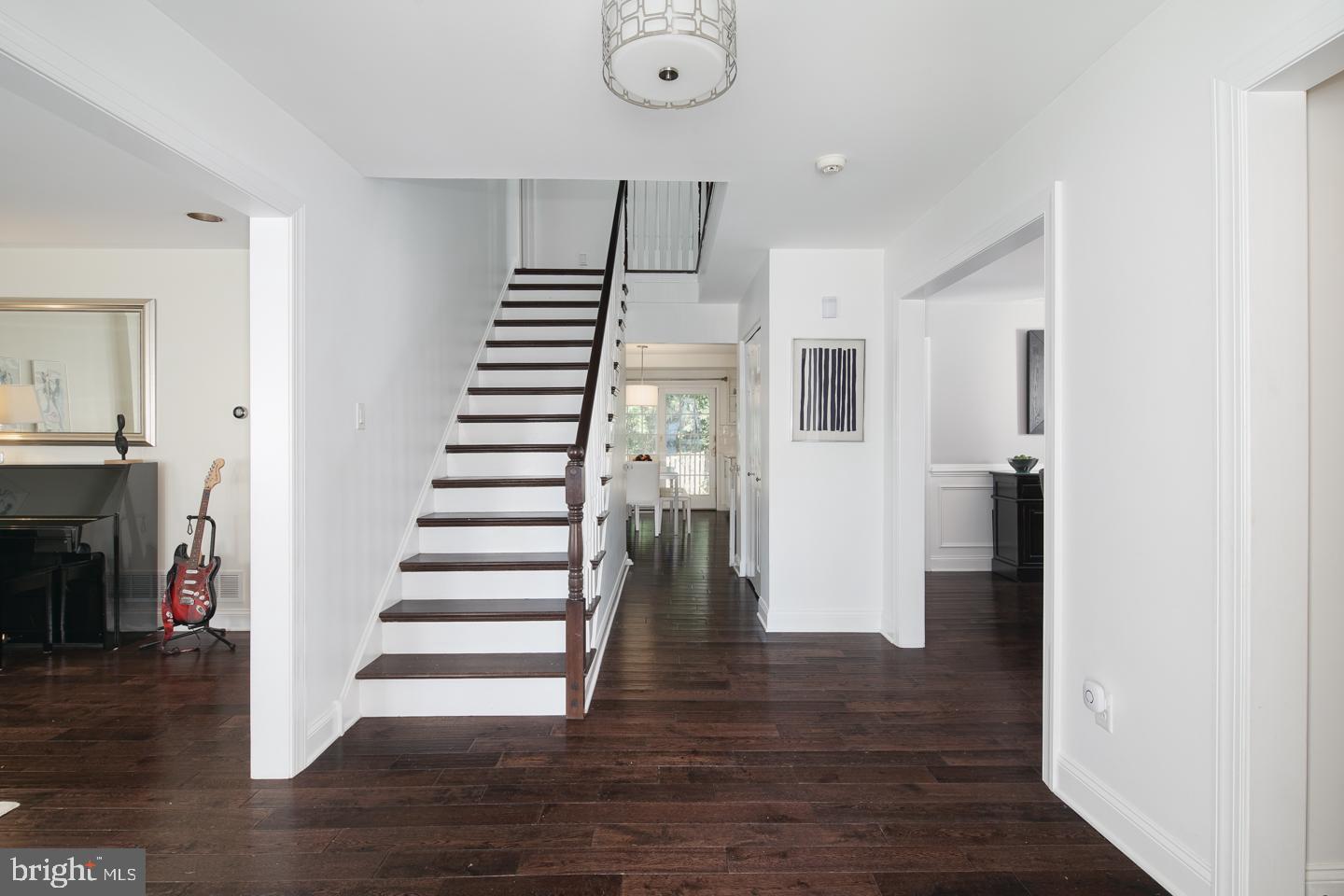 629 Greythorne Road Wynnewood, PA 19096 - Photo 6 of 23 Center Hall