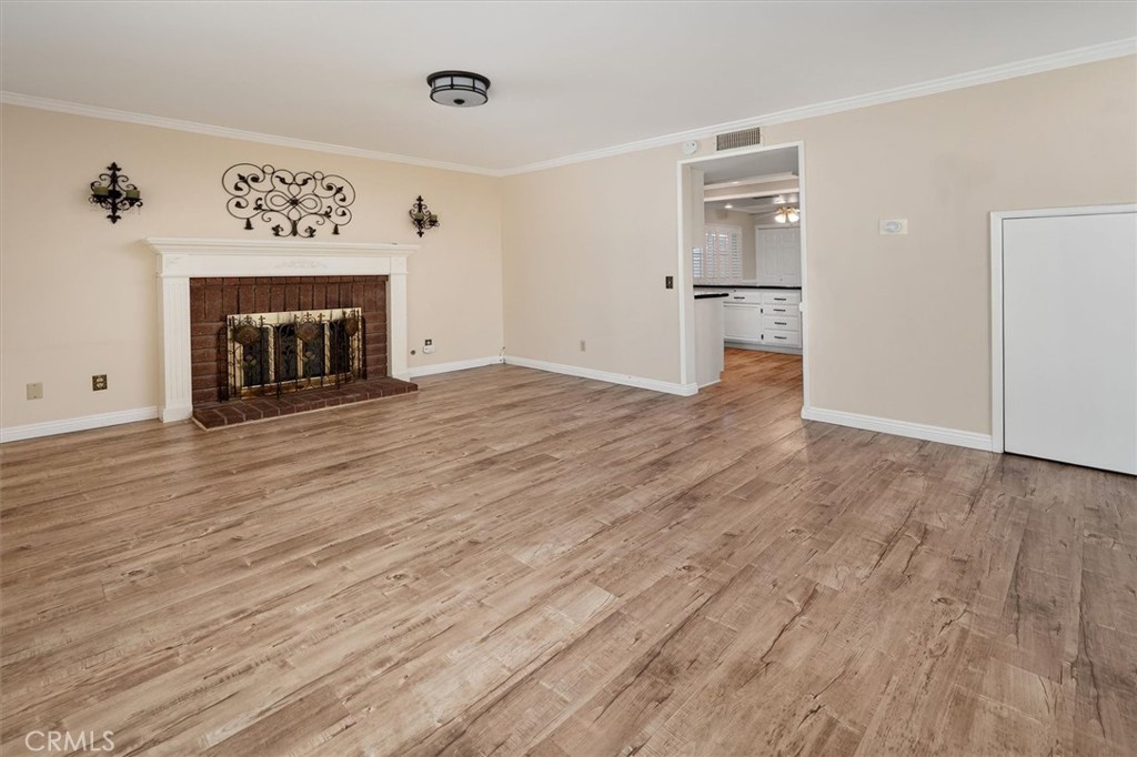 19447 Old Friend Road Canyon Country, CA 91351 - Photo 14 of 46 Family Room