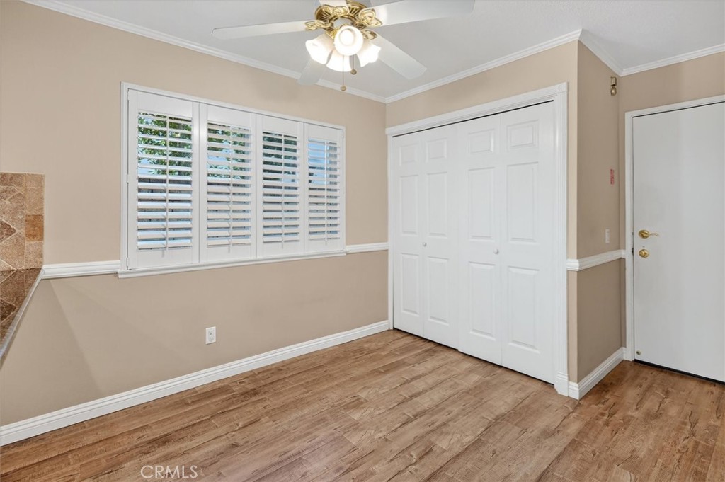 19447 Old Friend Road Canyon Country, CA 91351 - Photo 21 of 46 Kitchen Eating Area