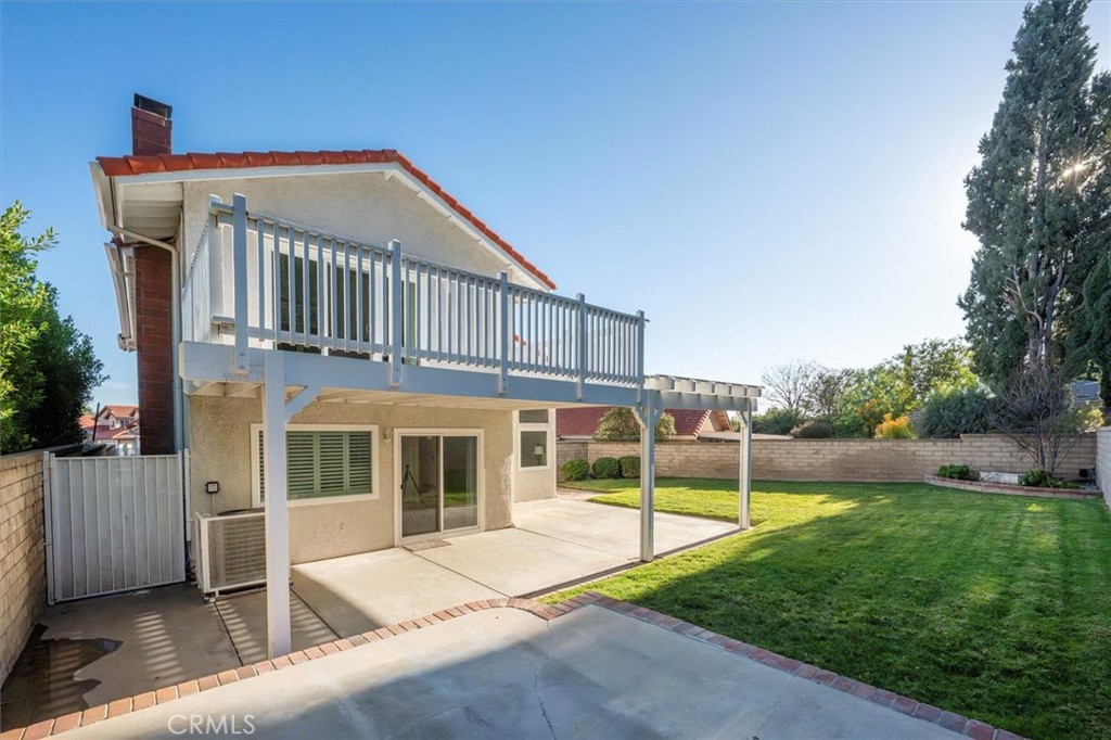 19447 Old Friend Road Canyon Country, CA 91351 - Photo 42 of 46 Covered patio/balcony