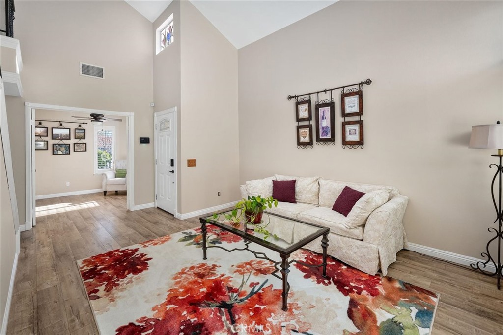 19447 Old Friend Road Canyon Country, CA 91351 - Photo 9 of 46 Living Room