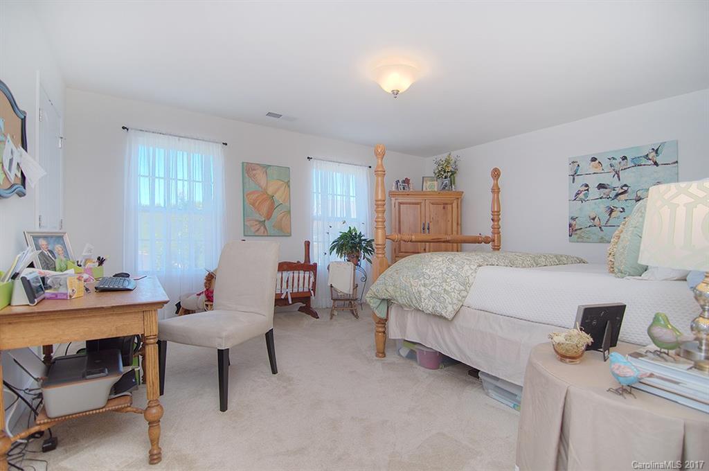 4201 Bright Road Charlotte, NC 28214 - Photo 16 of 24 Gallery Image 16