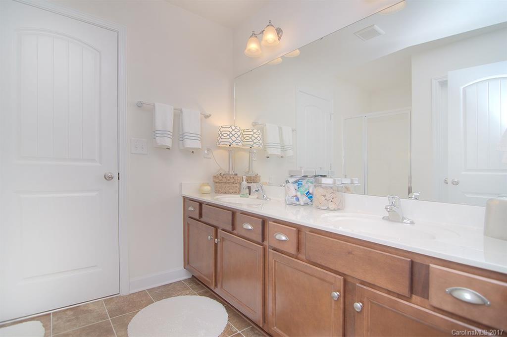 4201 Bright Road Charlotte, NC 28214 - Photo 17 of 24 Gallery Image 17