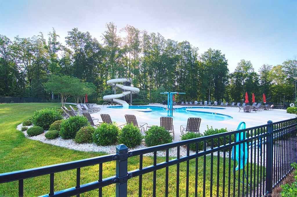 4201 Bright Road Charlotte, NC 28214 - Photo 23 of 24 Gallery Image 23