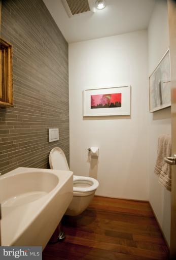 1931 38th Street Northwest Washington, DC 20007 - Photo 11 of 25 Bath