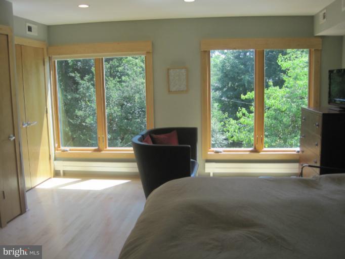 1931 38th Street Northwest Washington, DC 20007 - Photo 20 of 25 Bedroom (Master)