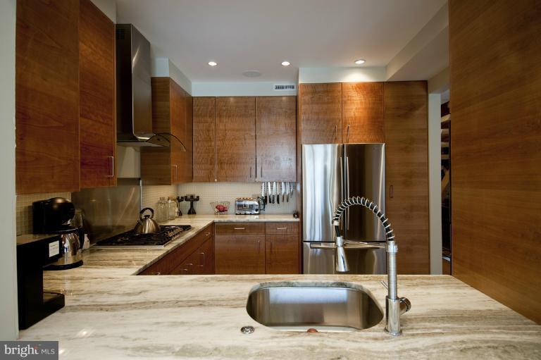 1931 38th Street Northwest Washington, DC 20007 - Photo 22 of 25 Kitchen