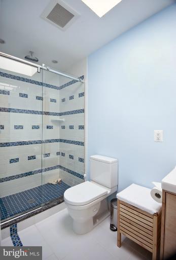 1931 38th Street Northwest Washington, DC 20007 - Photo 24 of 25 Bath