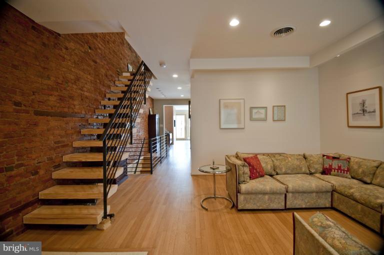 1931 38th Street Northwest Washington, DC 20007 - Photo 7 of 25 Living Room