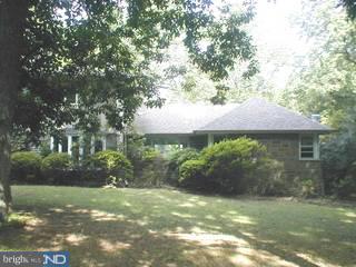 1354 Old Ford Road Huntingdon Valley, PA 19006 - Photo 1 of 6