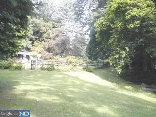 1354 Old Ford Road Huntingdon Valley, PA 19006 - Photo 2 of 6