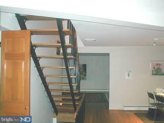1354 Old Ford Road Huntingdon Valley, PA 19006 - Photo 5 of 6