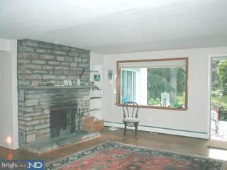 1354 Old Ford Road Huntingdon Valley, PA 19006 - Photo 6 of 6