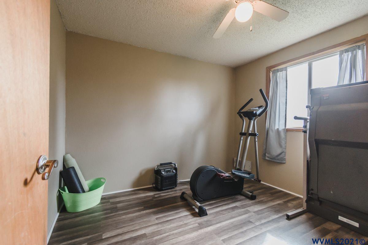 826 Manor Way Lebanon, OR 97355 - Photo 23 of 42 Gallery Image 23