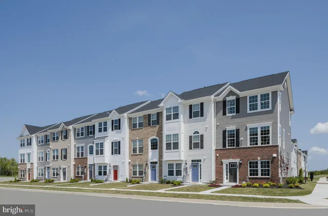 a large building with a street