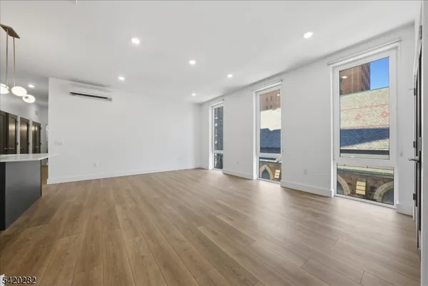 $615,000 | 21 Lincoln Park, Unit 302, Newark, NJ 07102