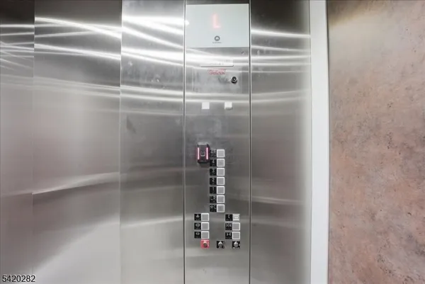 $615,000 | 21 Lincoln Park, Unit 302, Newark, NJ 07102