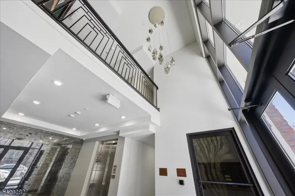 $615,000 | 21 Lincoln Park, Unit 302, Newark, NJ 07102