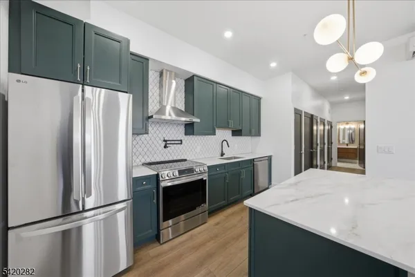 $615,000 | 21 Lincoln Park, Unit 302, Newark, NJ 07102
