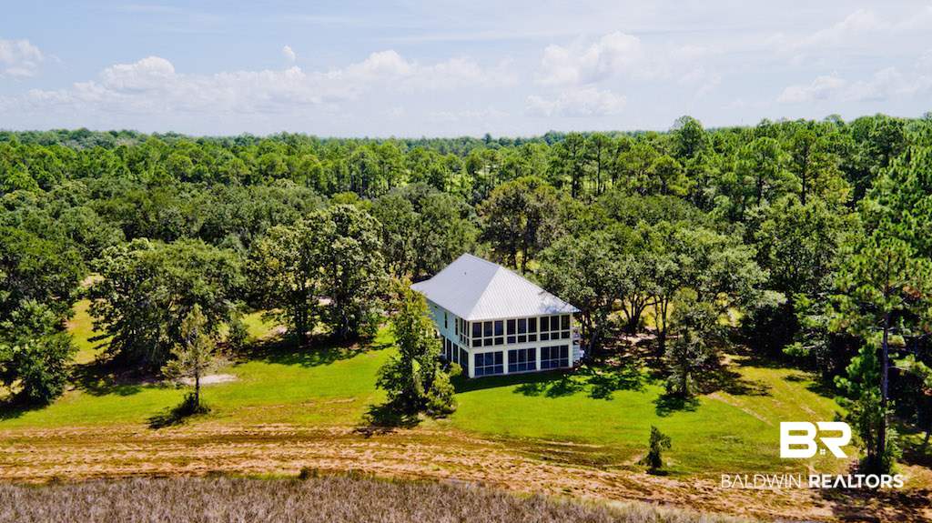 14650 Commodore Avenue Coden, AL 36523 - Photo 4 of 50