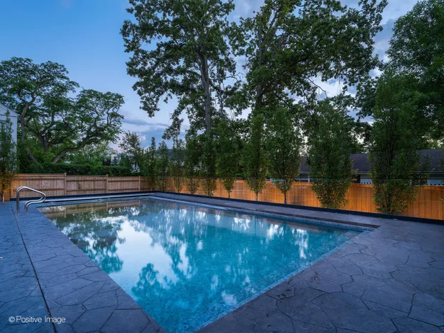 $3,390,000 | 1180 Oak Ridge Drive, Glencoe, IL 60022