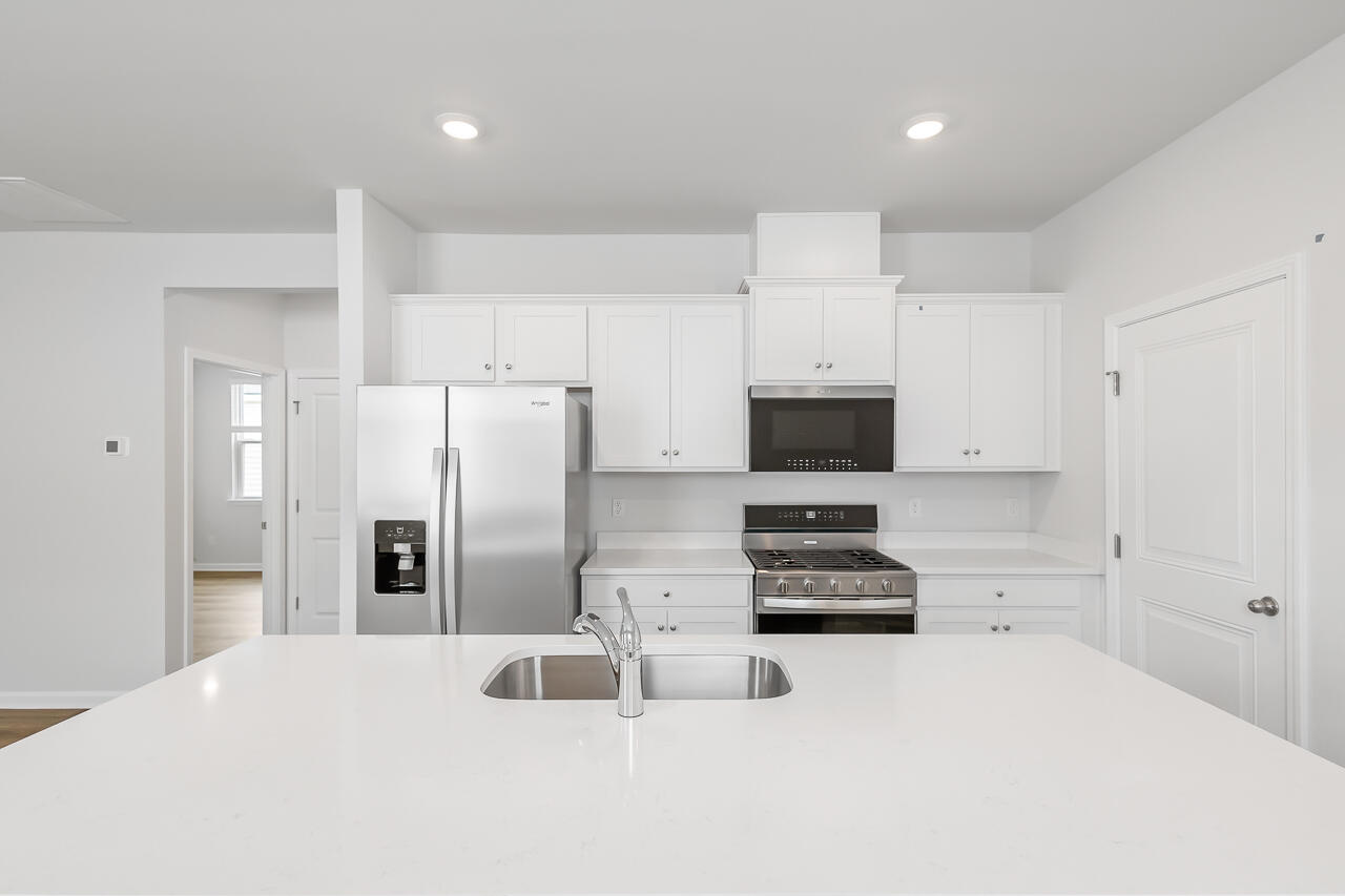 717 Butterfly Ginger Street Moncks Corner, SC 29461 - Photo 18 of 29 409 Tulip Poplar CG_4