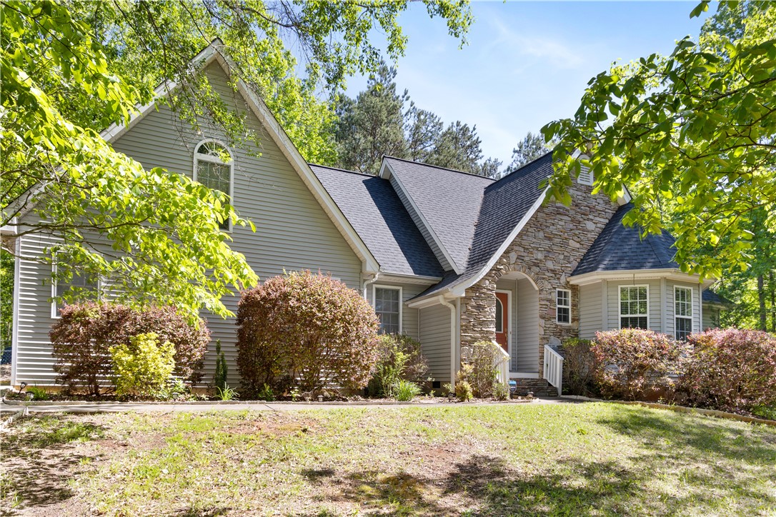 2021 Ridgeview Lane Seneca, SC 29678 - Photo 1 of 18 Gallery Image 1