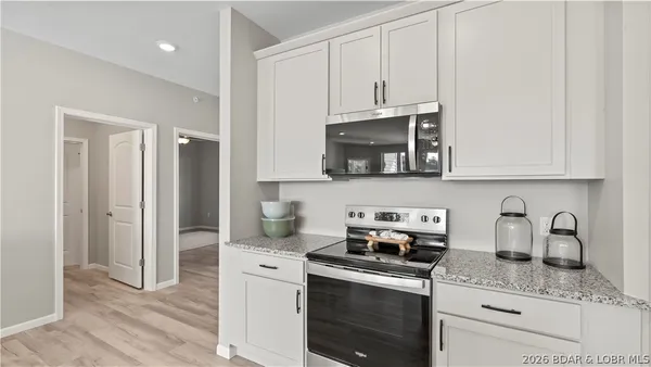 $449,000 | 290 Plaza Bch Drive, Unit 2A, Camdenton, MO 65020