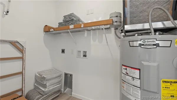 $449,000 | 290 Plaza Bch Drive, Unit 2A, Camdenton, MO 65020